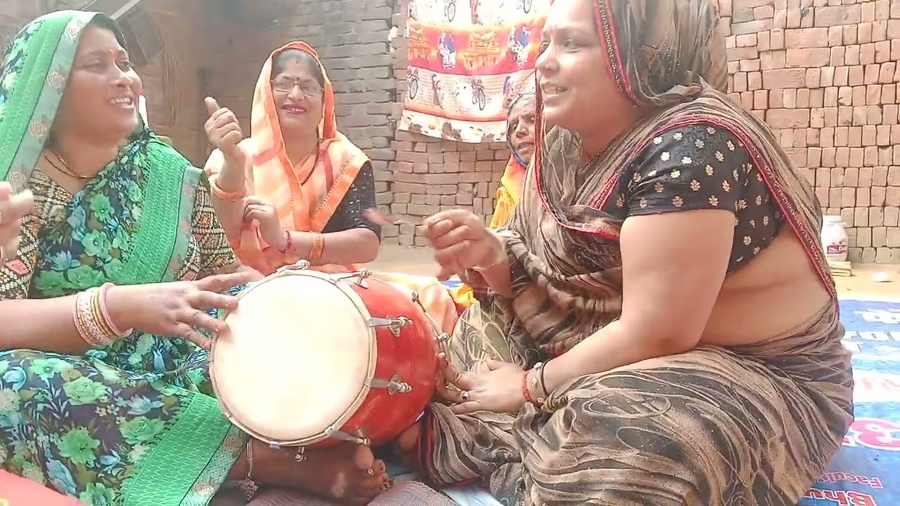 सैंडल तेरी चाल चालू कैसे मेरे पिया परदेस रहूं कैसा