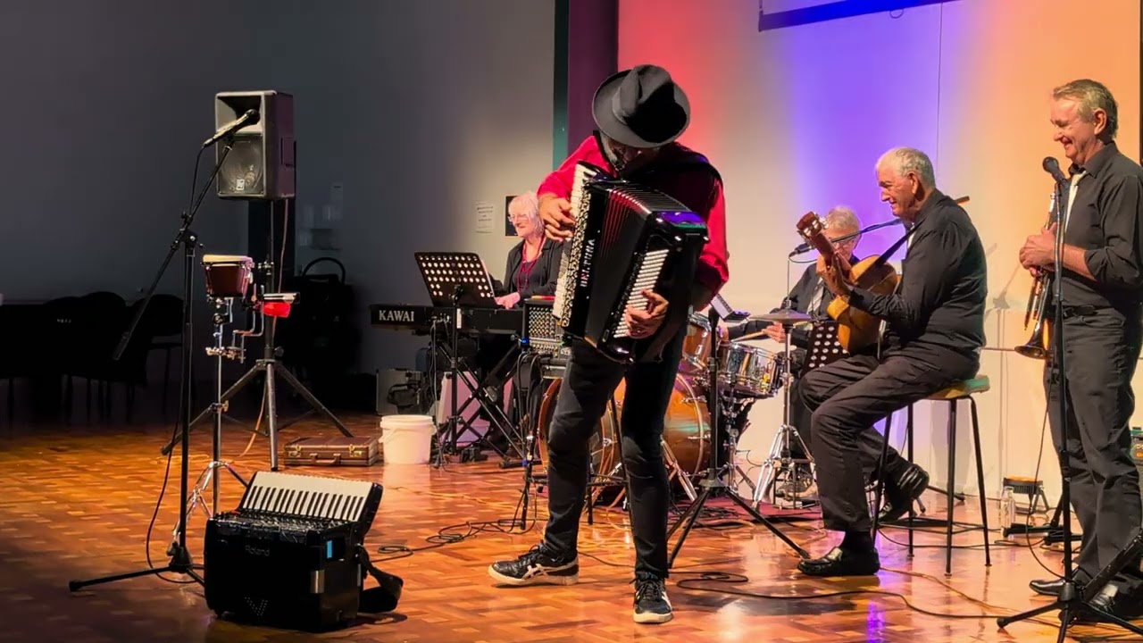 The Session Band & Dominiquo PXL 20260301 051843847