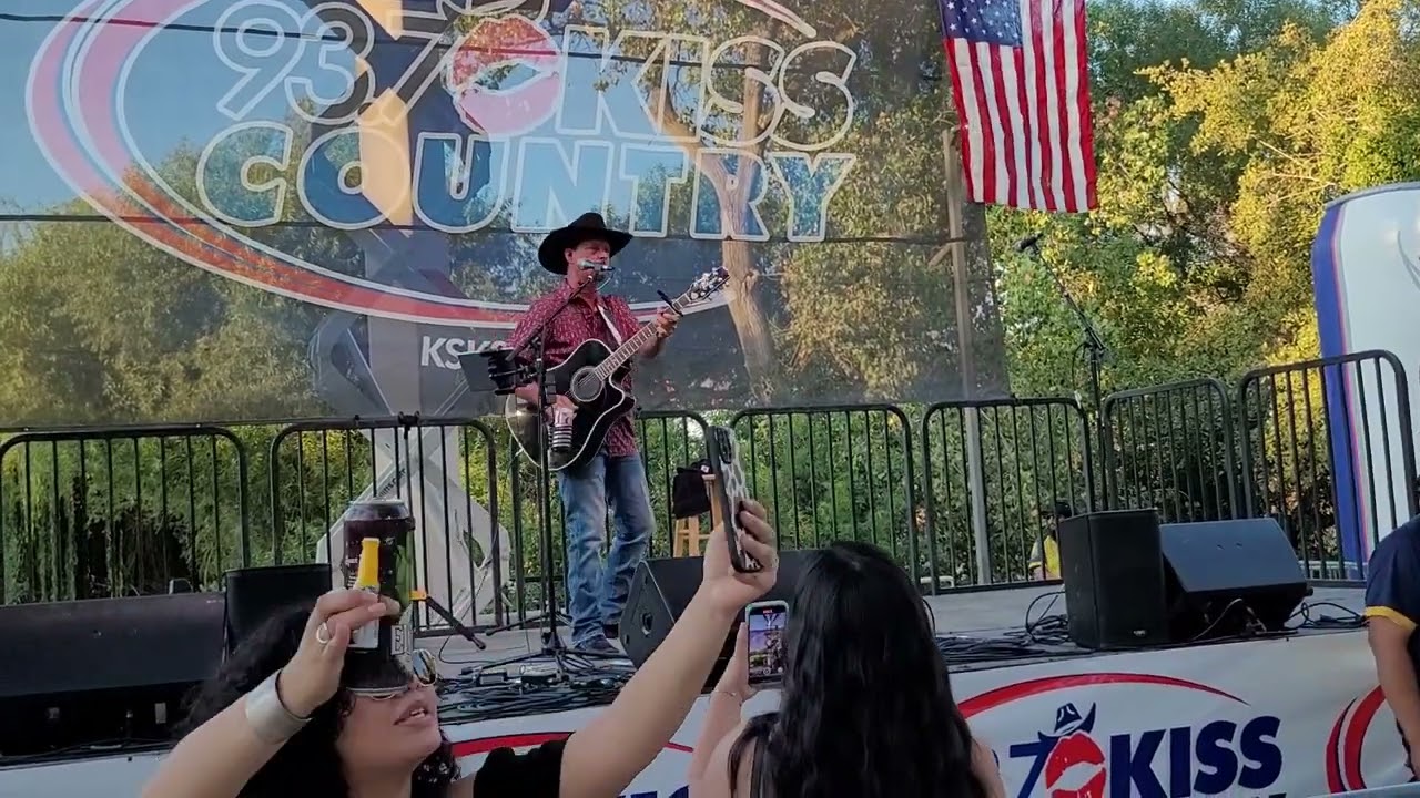 JOHN PEMBERTON SINGING TENNESSEE WHISKEY AT THE  WOODWARD PARK SUMMER CONCERT SERIES.