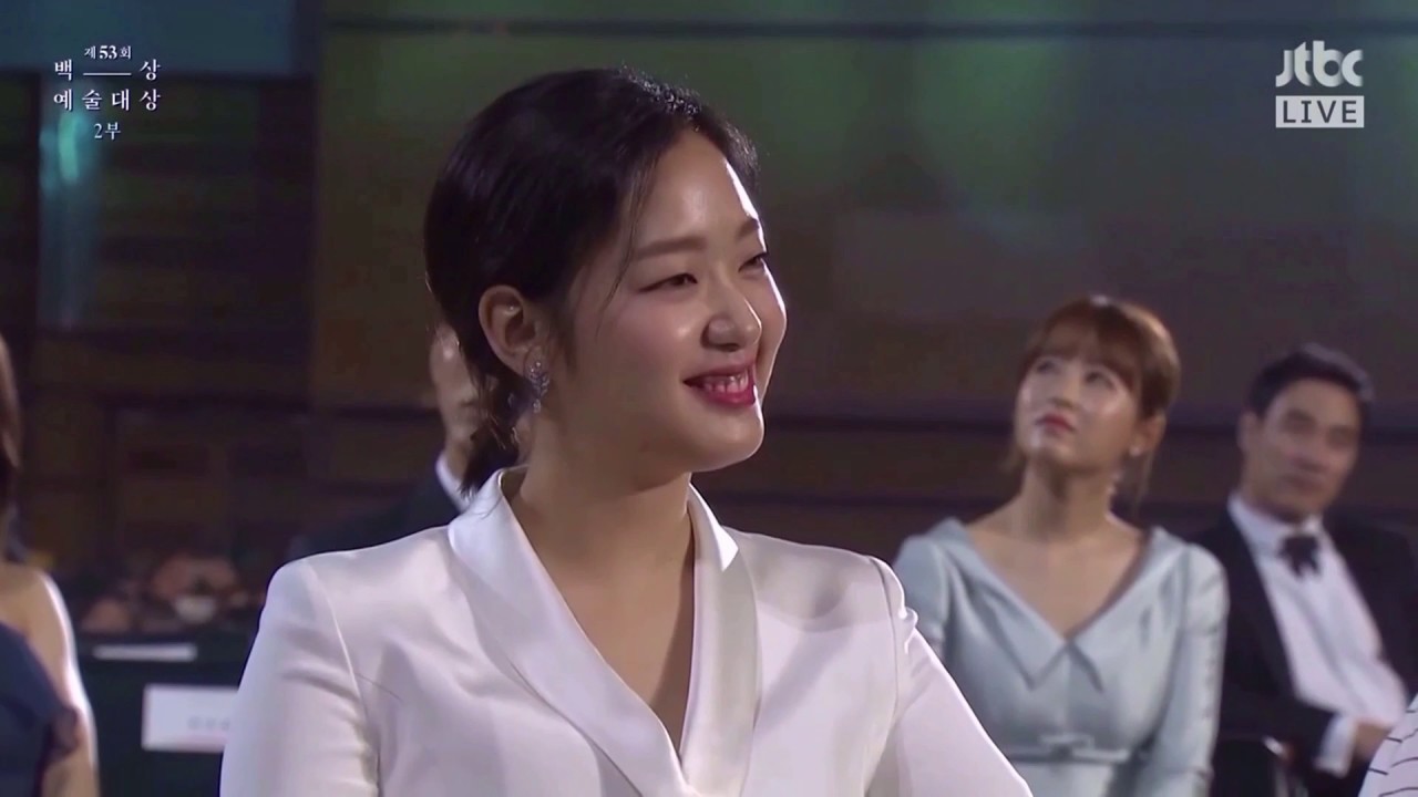 2017 05 03 공유♡ 백상예술대상 최우수연기상 수상소감