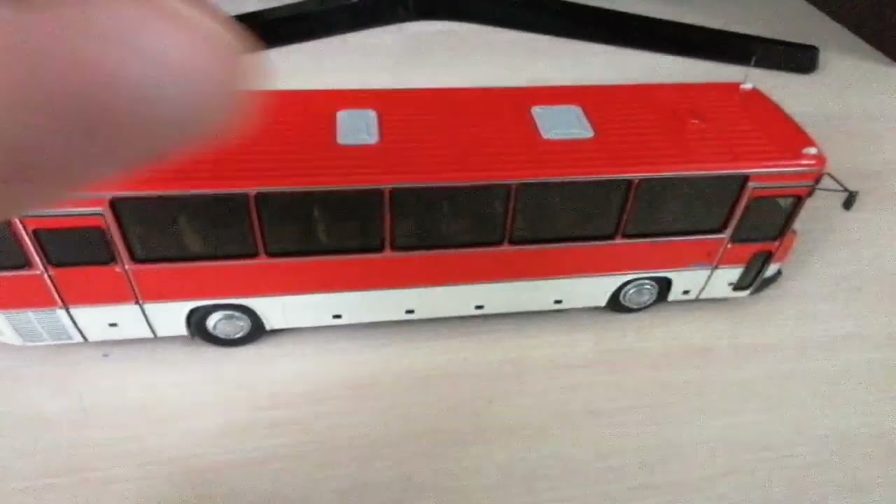 Икарус 250. 70 DEMPRICE масштаб 1 :43.