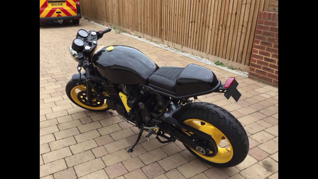 CRK Triumph build (Cafe Racer)