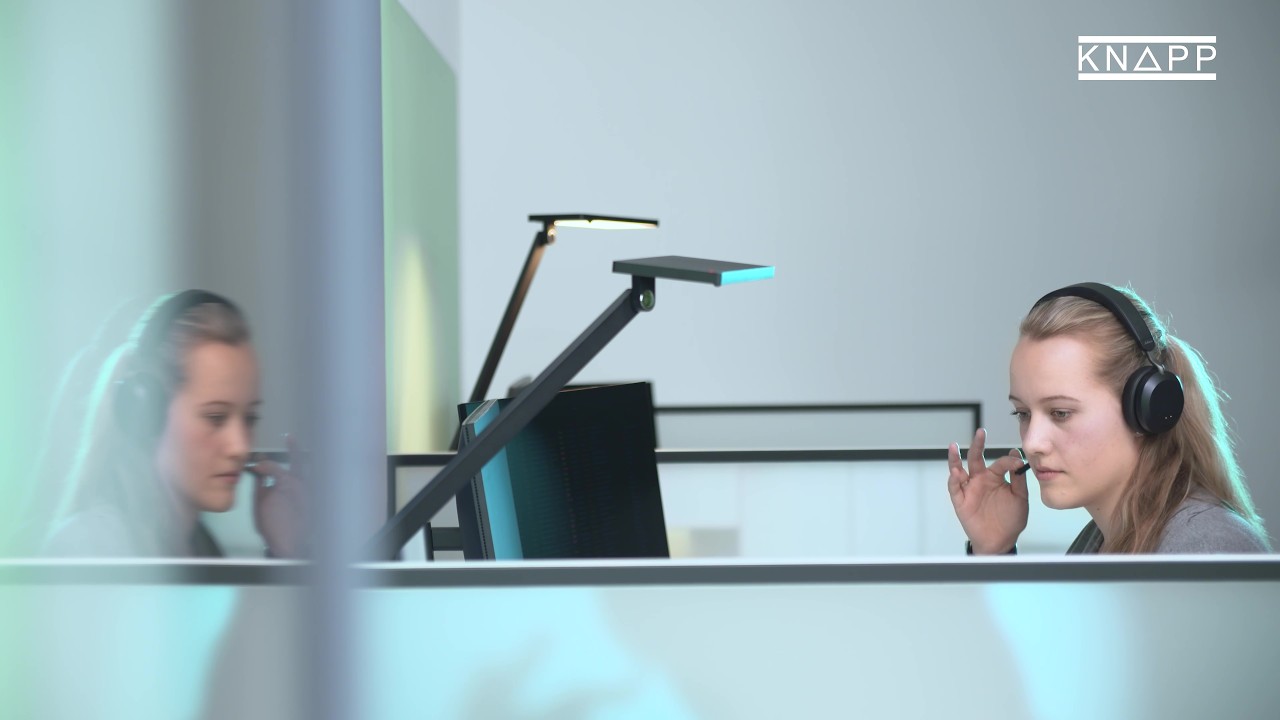 KNAPP &ndash; Saskia&rsquo;s job as a technical interpreter for the KNAPP Service Desk
