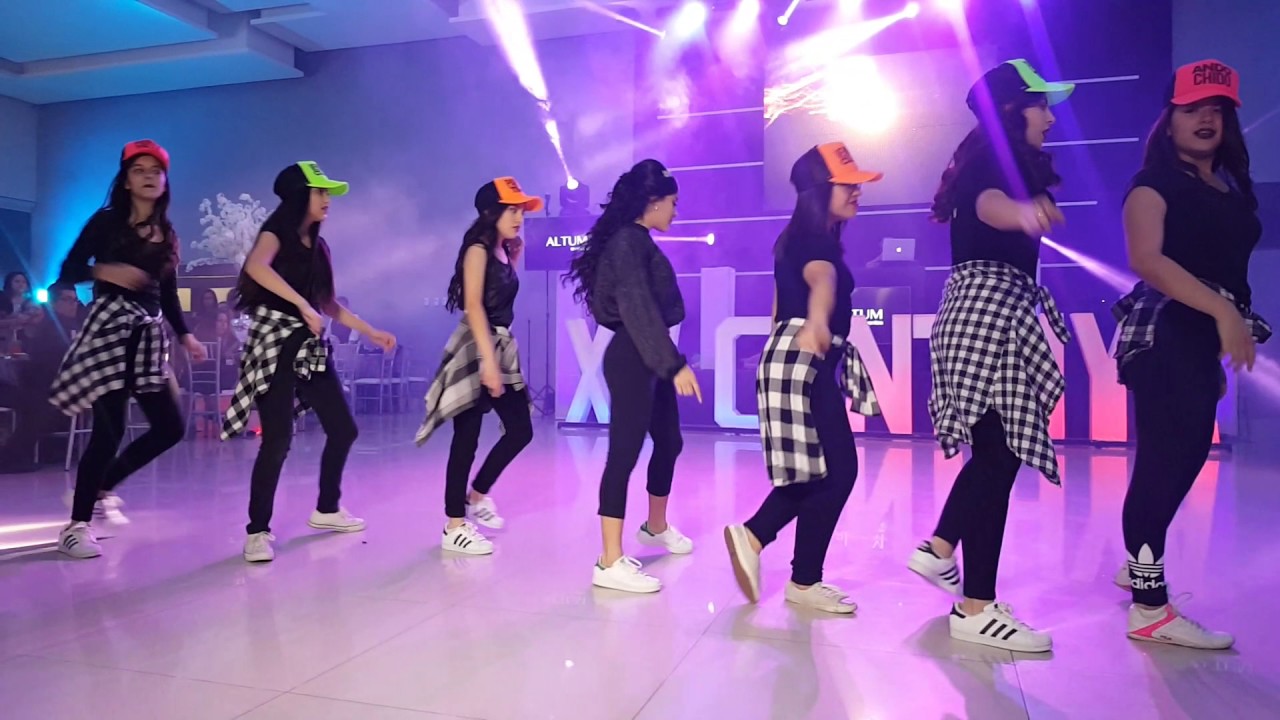remix quinceañera con damas