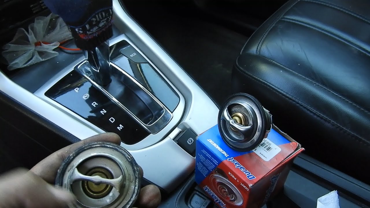 Motor caliente A/C Clutch apagado PO128