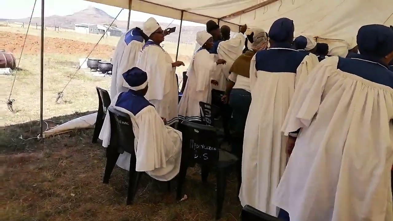 The National power in church of Zion Epasikeni kundlunkulu Z Siwa..