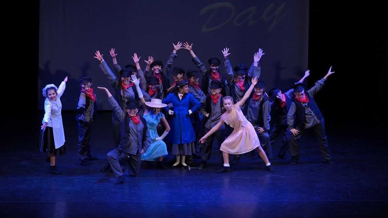 94 INSIEME DANZA “Mary Poppins”