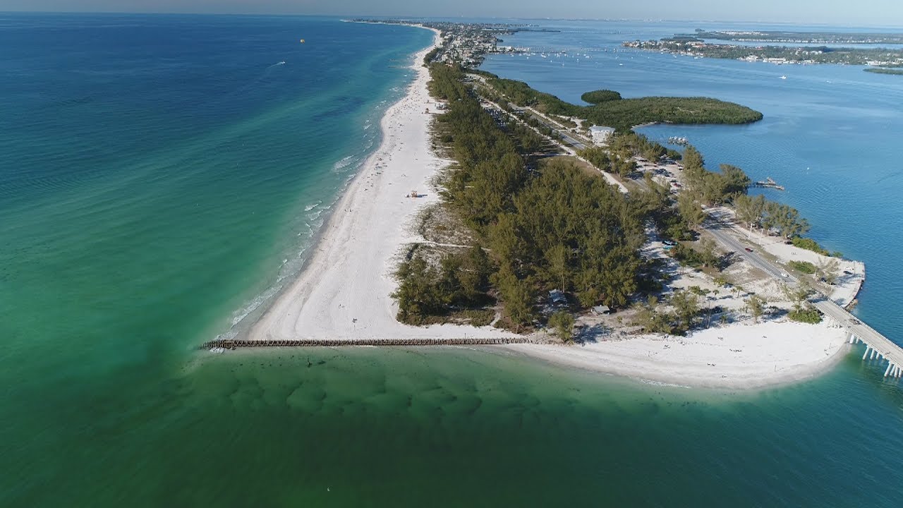 Aerial of Anna Maria Island Stock Footage