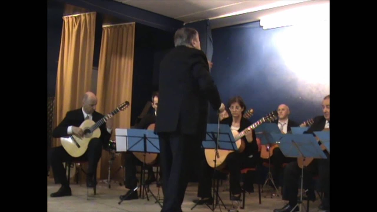 Giuseppe Verdi - La Traviata (Preludio Atto Primo) - Orchestra di chitarre classiche I Trovieri
