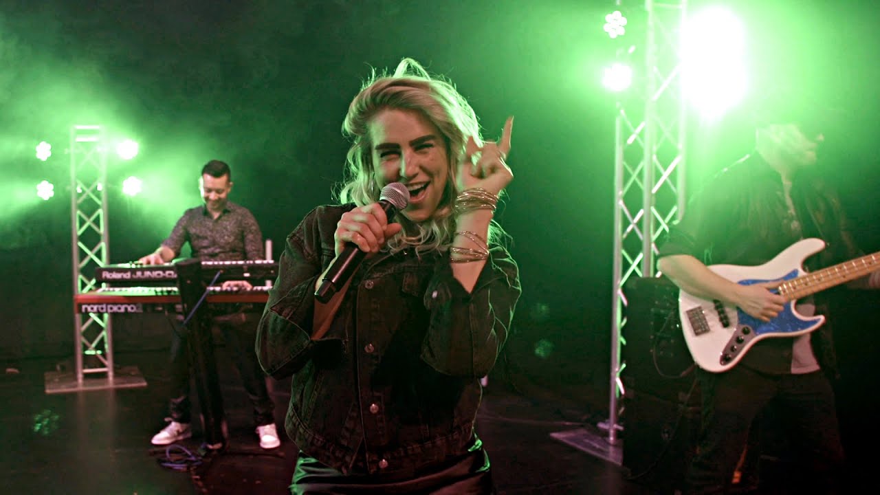 Party Echelon: Elite Entertainment for Unforgettable Events!