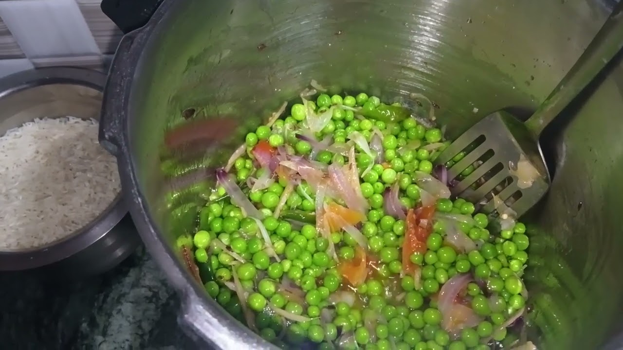 Quick and easy matar pulao recipe 🤤 January 29, 2026