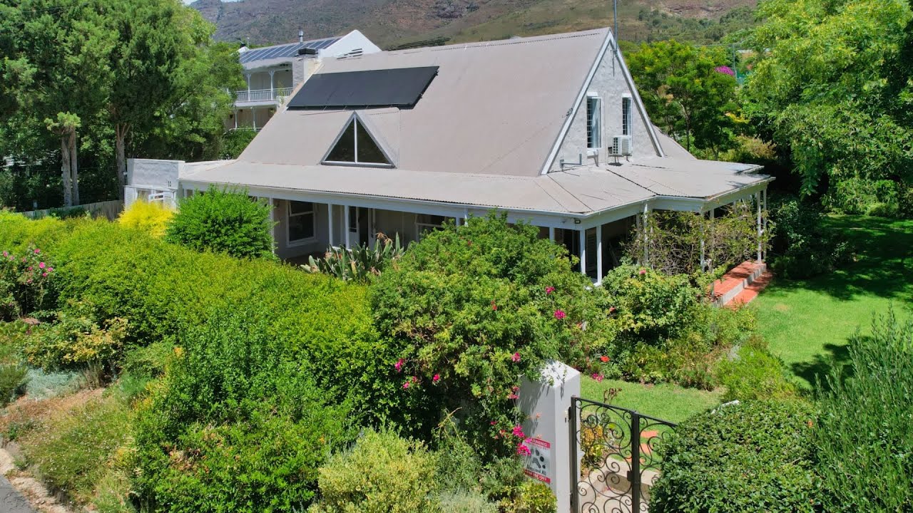 An Elegant Country Sanctuary in the Heart of Riebeek West