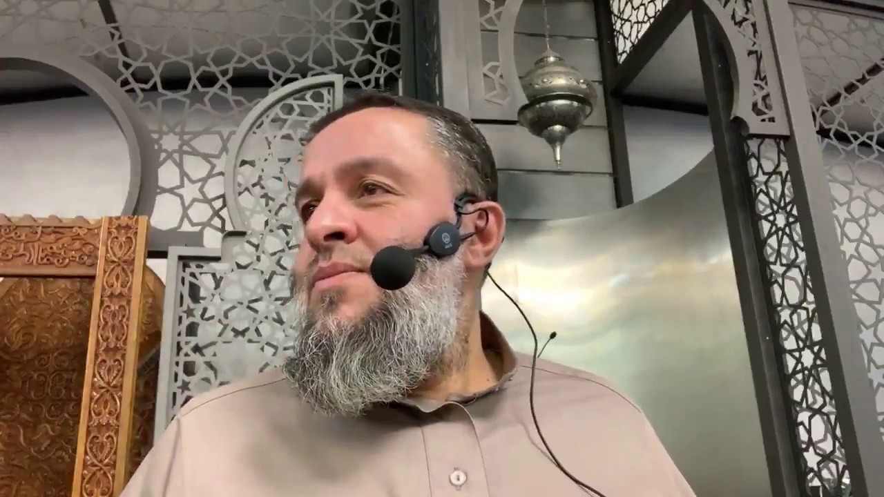 Se mêler de ce qui ne nous regarde pas - Rachid Haddach