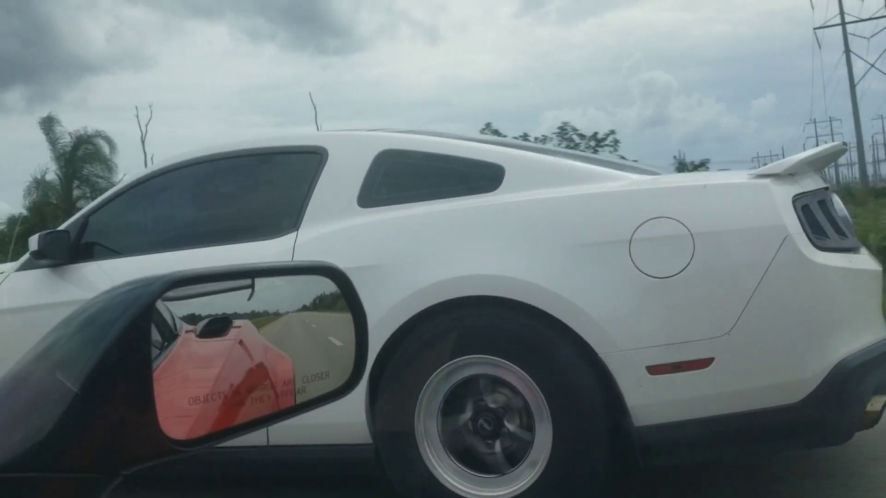 C7 ZR1 vs 2011 Shelby GT500