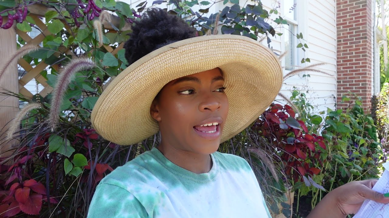 Expanding my garden with *NEW* Garden Beds | GardenAddictz