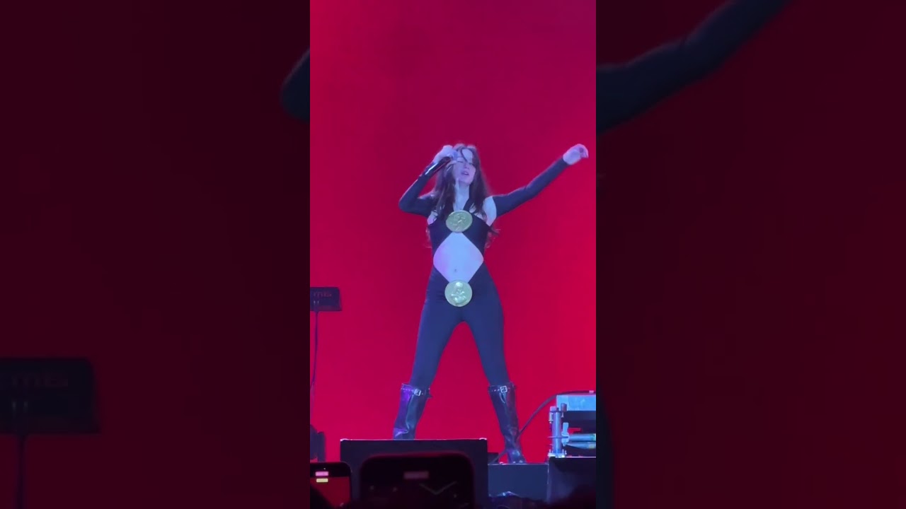20251102 Violette Wautier live at Monster Music Festival 2025