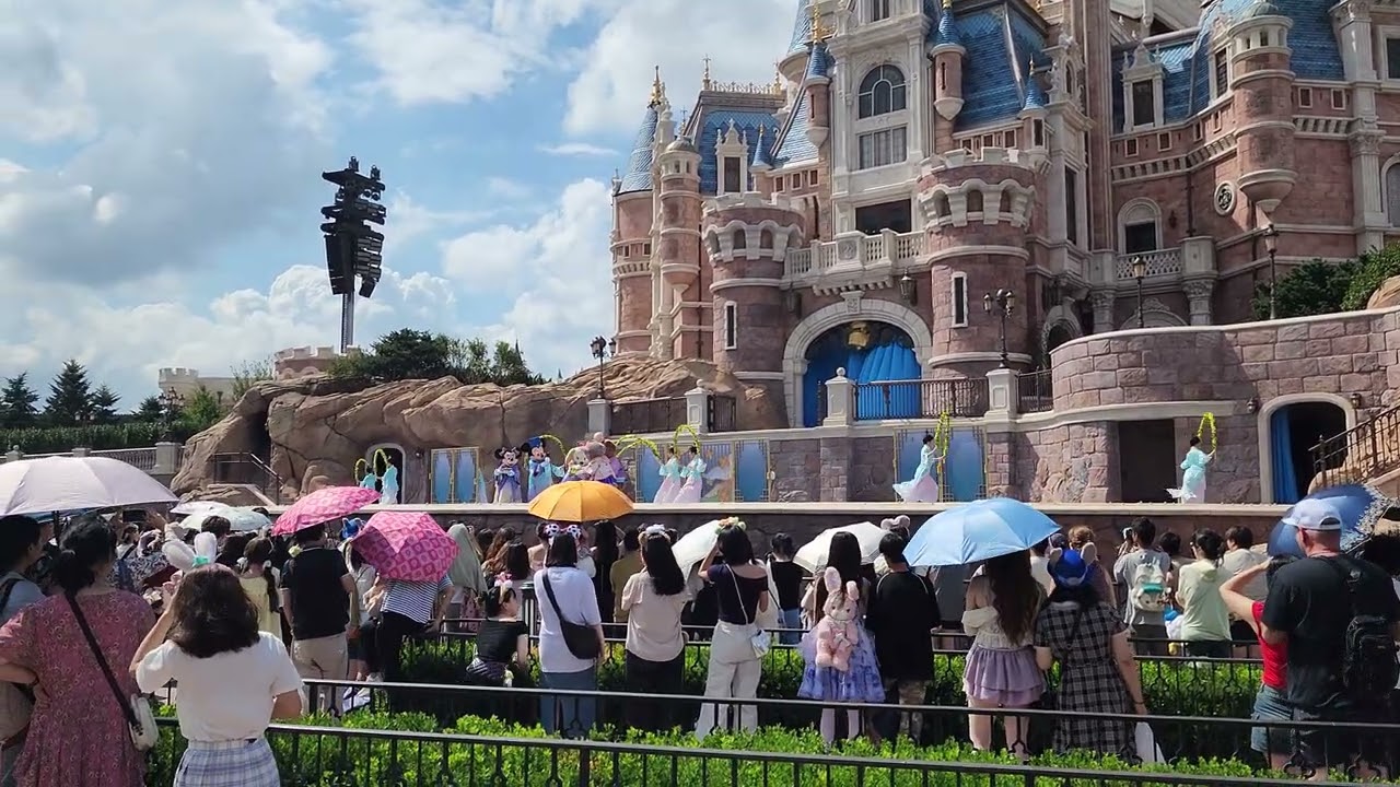 Enjoying the Moon with Duffy and Friends 达菲和朋友们的赏月佳会 - Shanghai Disney Resort - Shanghai Disneyland