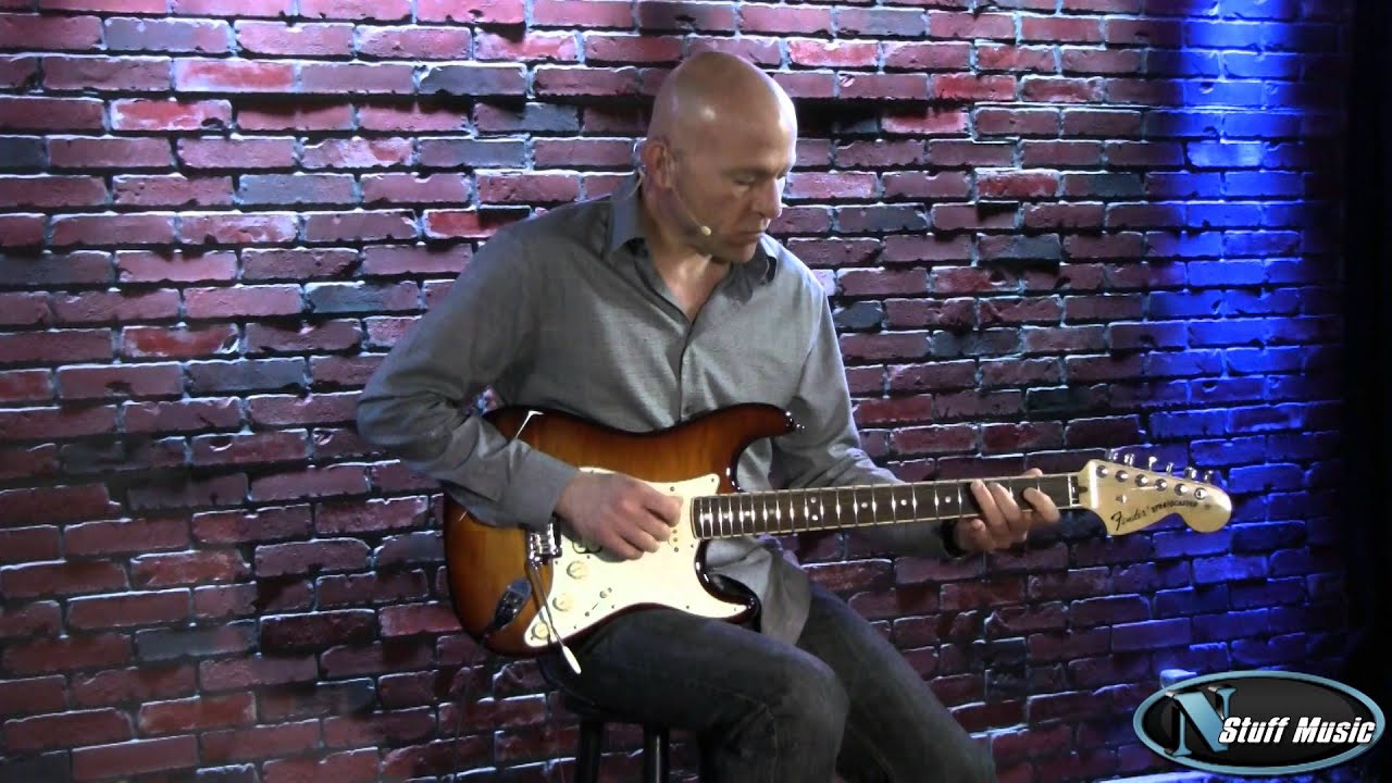 Электрогитара Fender Select Stratocaster HSS
