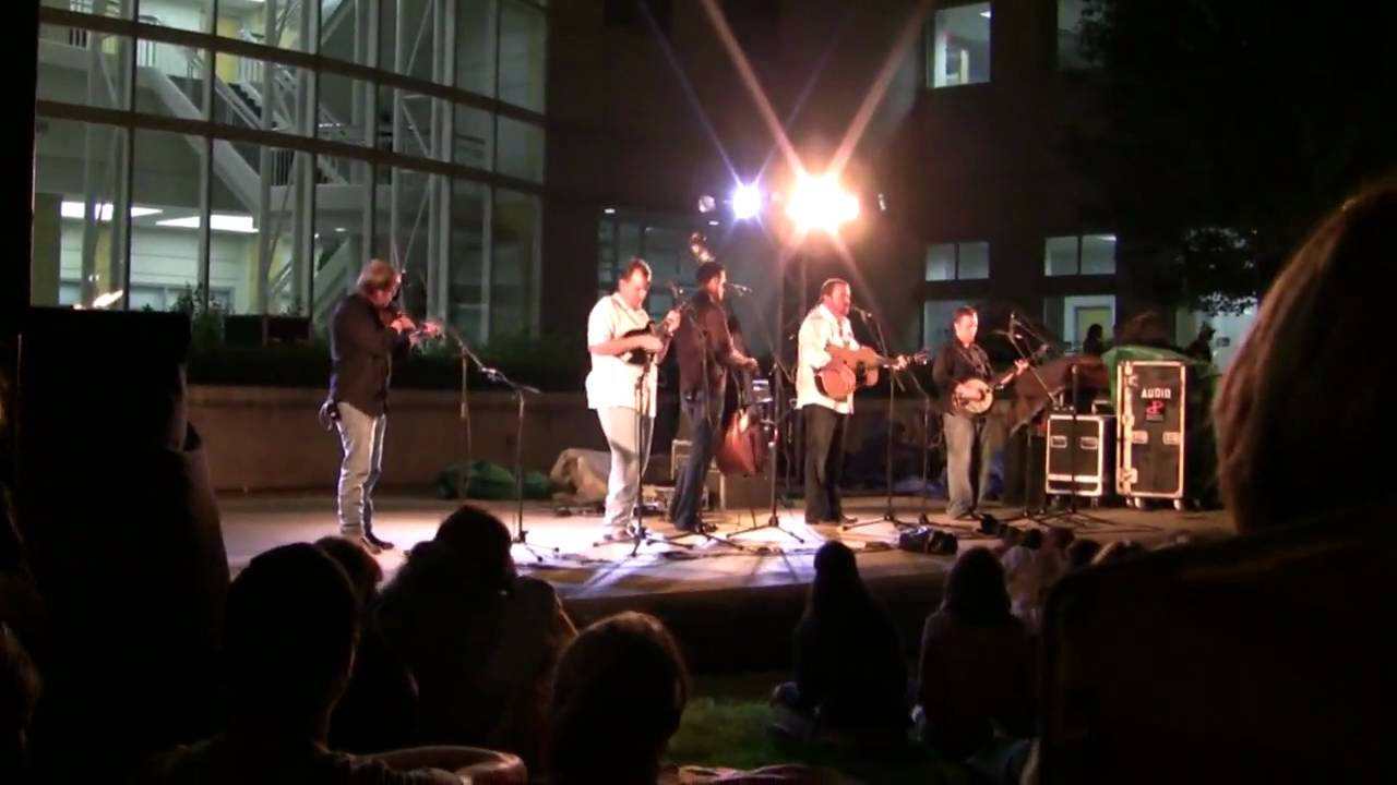 Dan Tyminski Band - This Sad Song HD