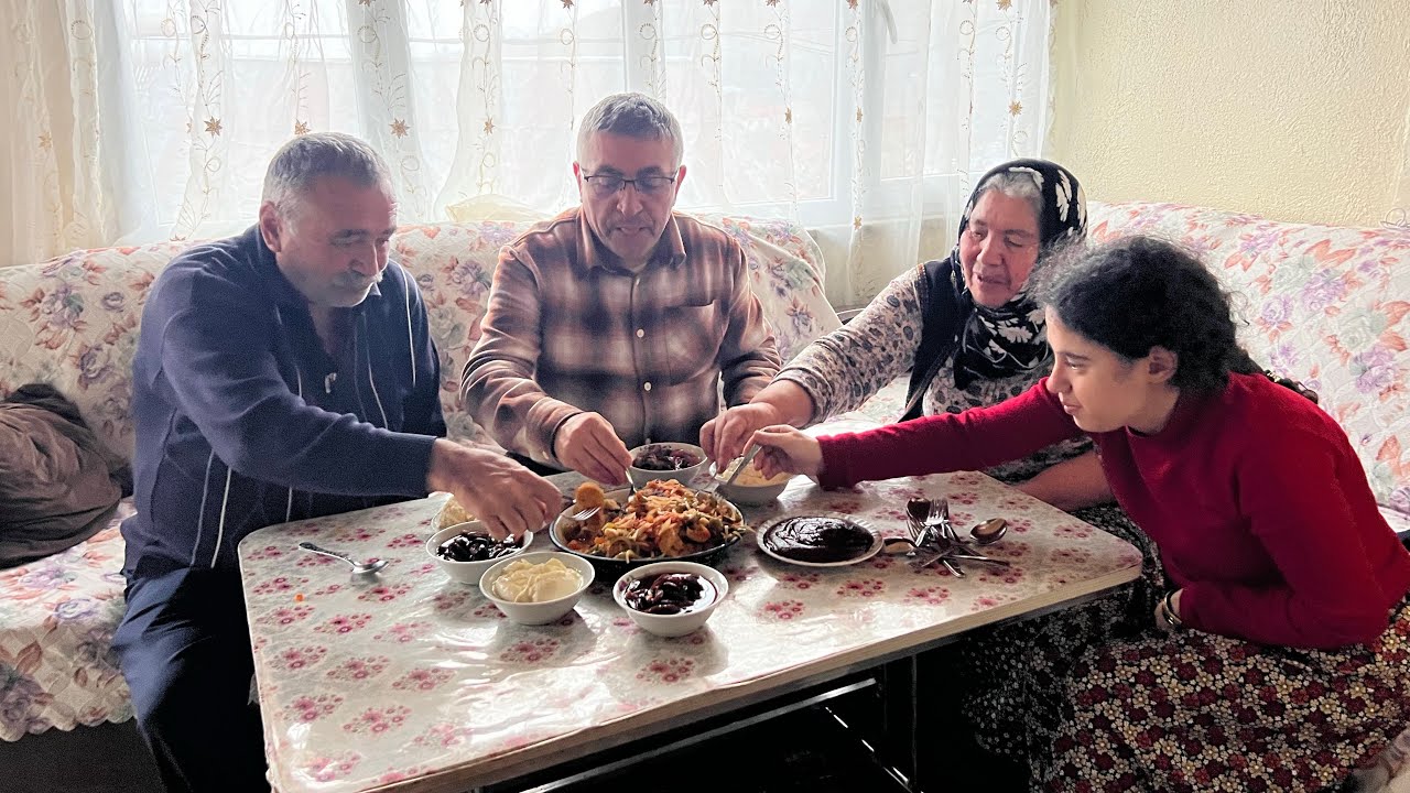Bizim Ellerde Çilbir Öğünü #tahsinbakır #tokat #günçalıköyü #dinar #ekmekaş #yemektarifleri