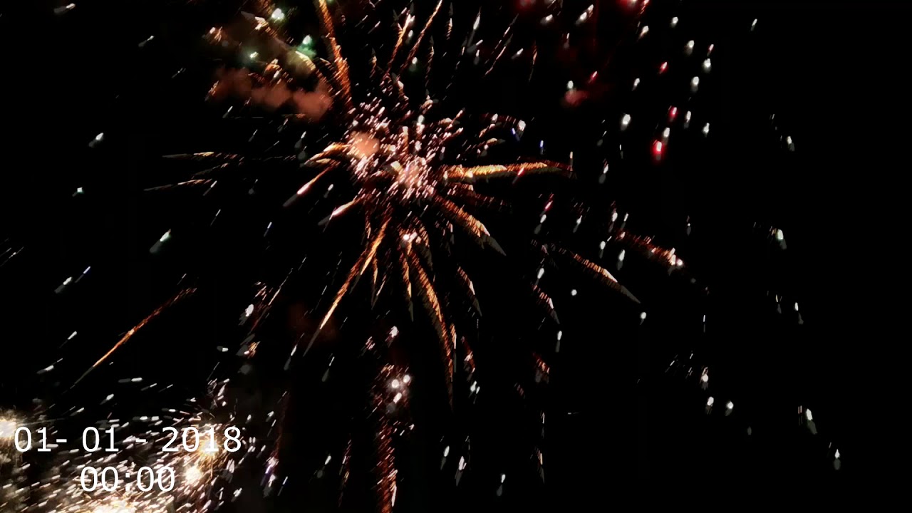 Pesta Kembang Api di Pantai KUTA Beach BALI Menyambut Tahun 2018