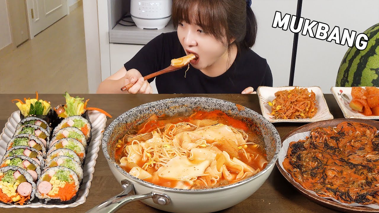 Готовим мукбанг :) вкуснейшие кимчи суджеби, кимбап, блинчики с кимчи.