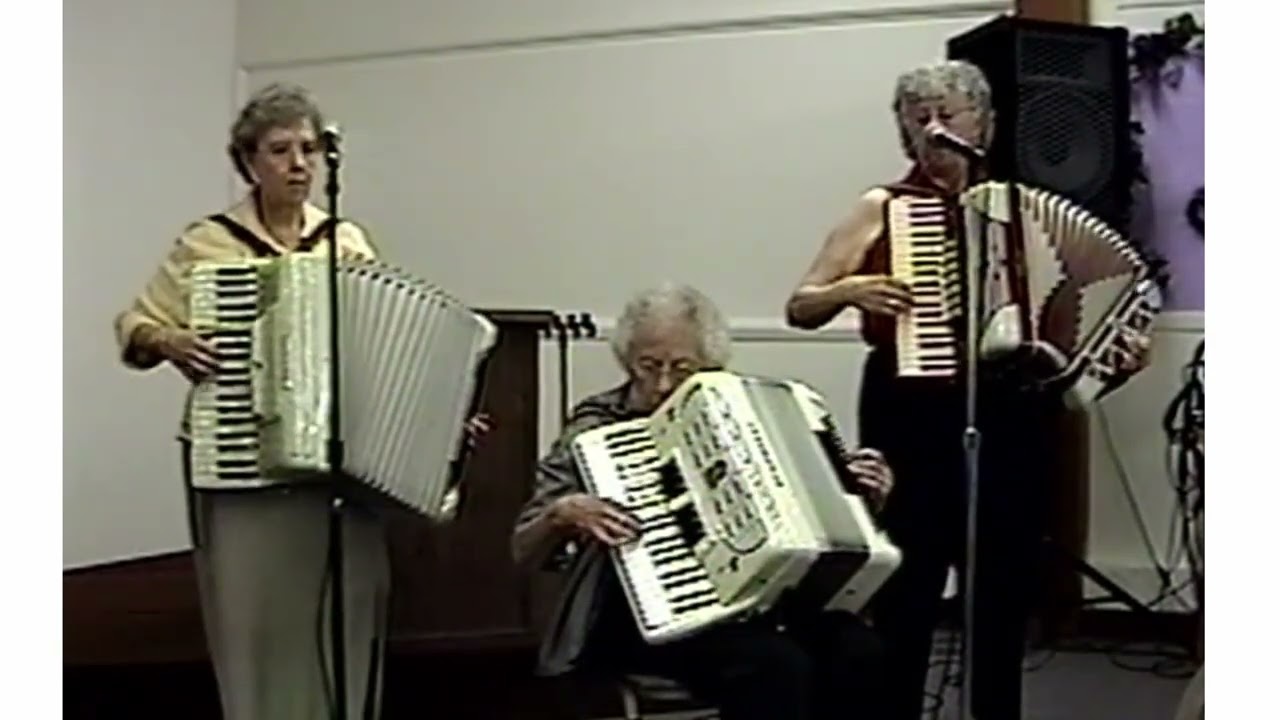 Accordian Trio- 