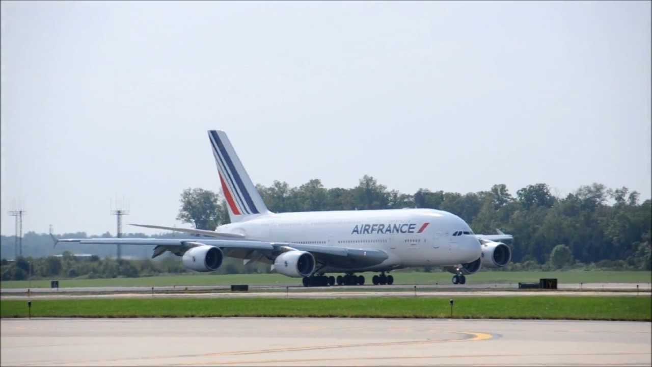 Amazing Air France Airbus A380 Landing [HD]