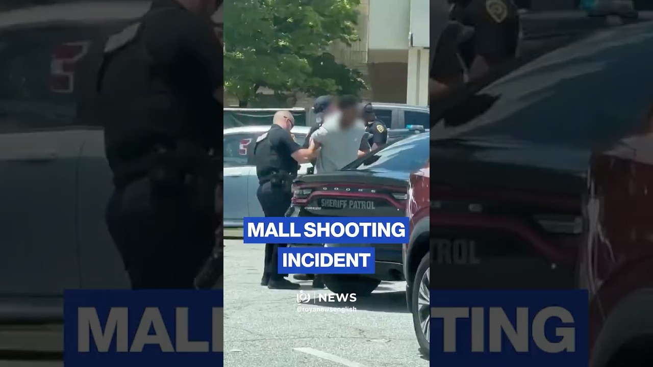 US police storm South Carolina shopping center after shooting
