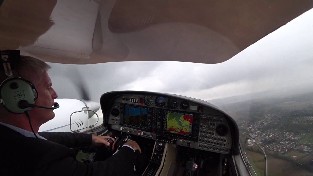 Pilot's Eye: Departure Bale LFSB Runway 15