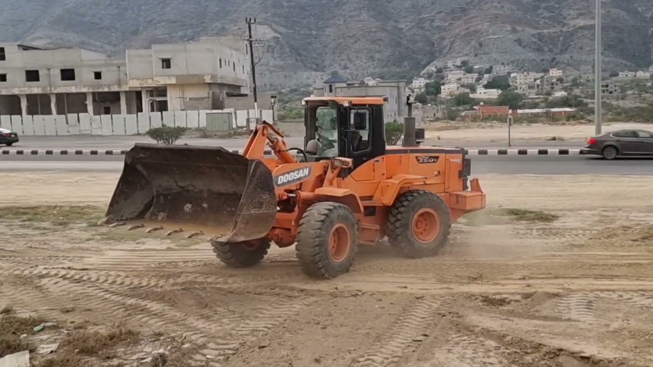 للبيع شيول دوسان 2011 كوري الحجم  DOOSAN 250