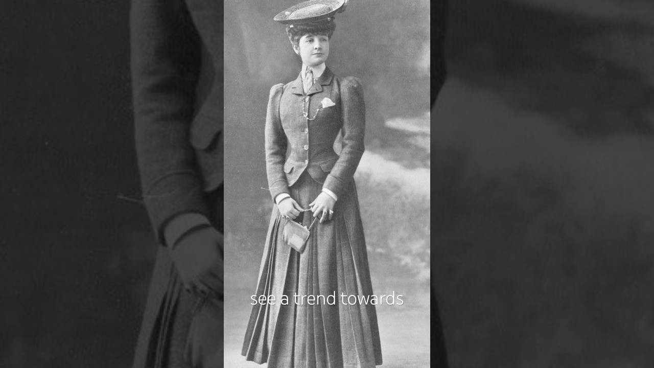 What did Women wear in the Victorian Era? 