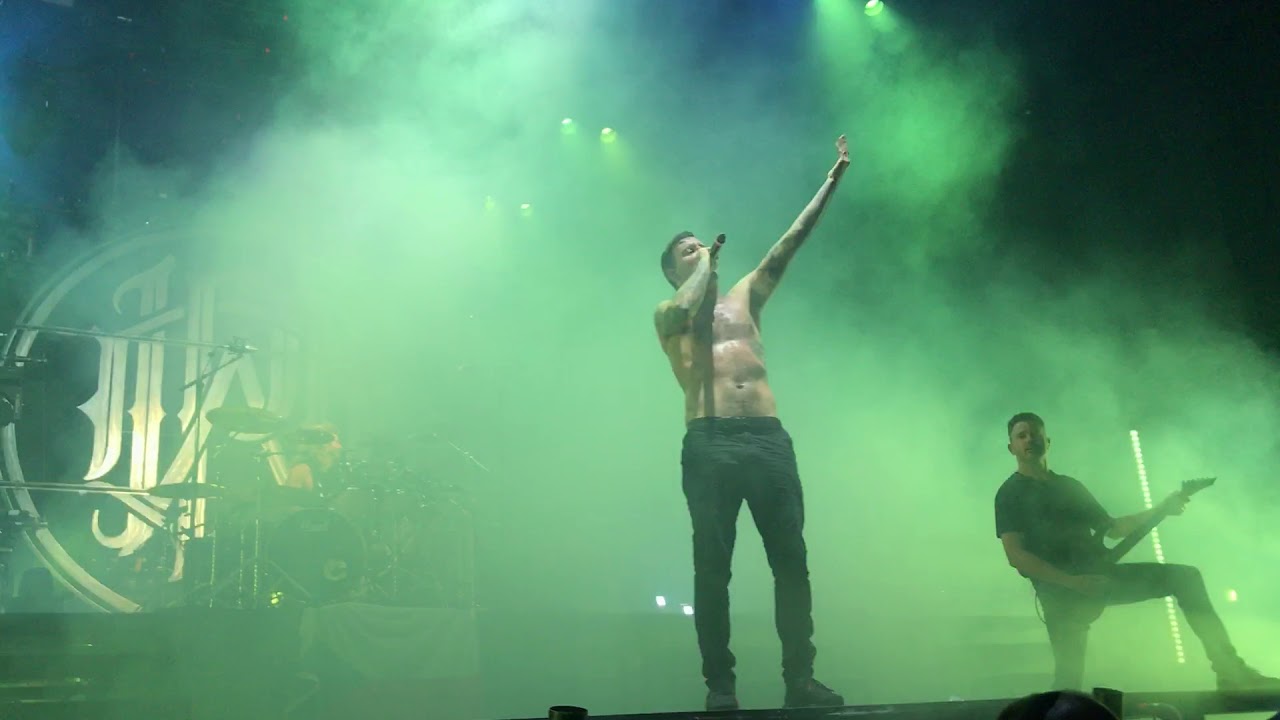 Parkway Drive - Bottom Feeder live @ Forum Karlín, Prague 18.2.2019