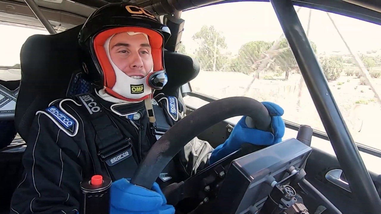 Óscar Palomo o cómo ser piloto de Rallyes con dieciséis años