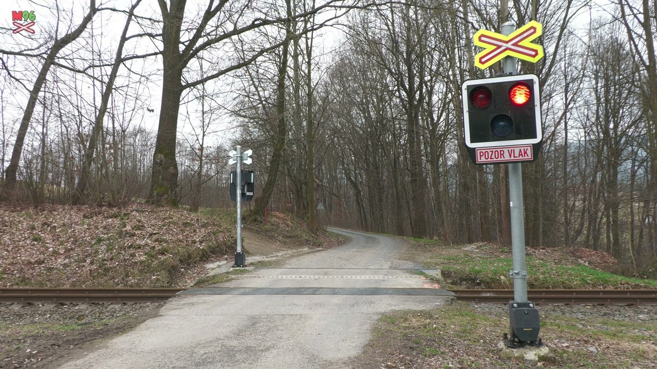 Železničn&iacute; přejezd Machn&iacute;n #1 [P2809] - 29.3.2025 / Czech railroad crossing