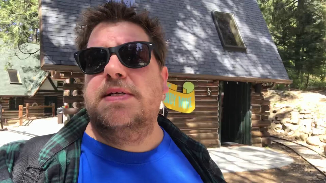 My RETURN to SANTAS VILLAGE in nearly 30 years !!!! & some big bear antics 🤙🏼