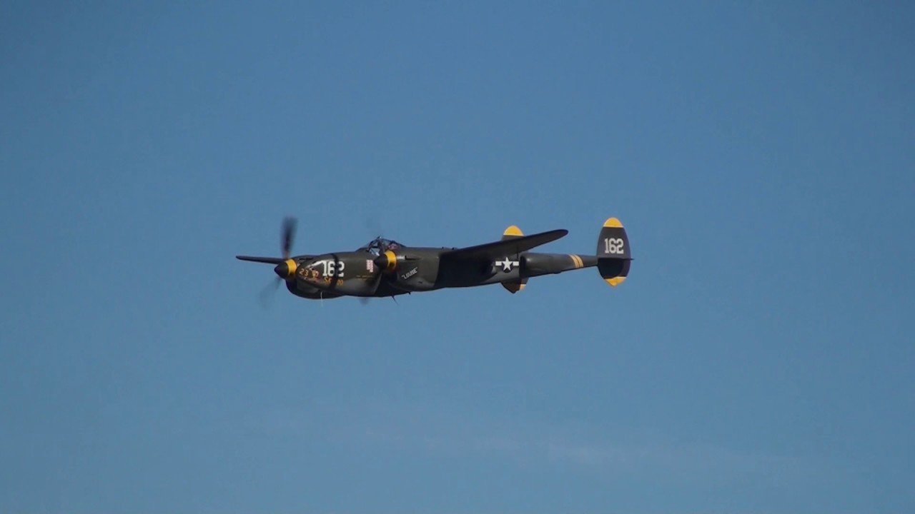 Steve Hinton in the P 38J at the Hemet Ryan Airshow 2013