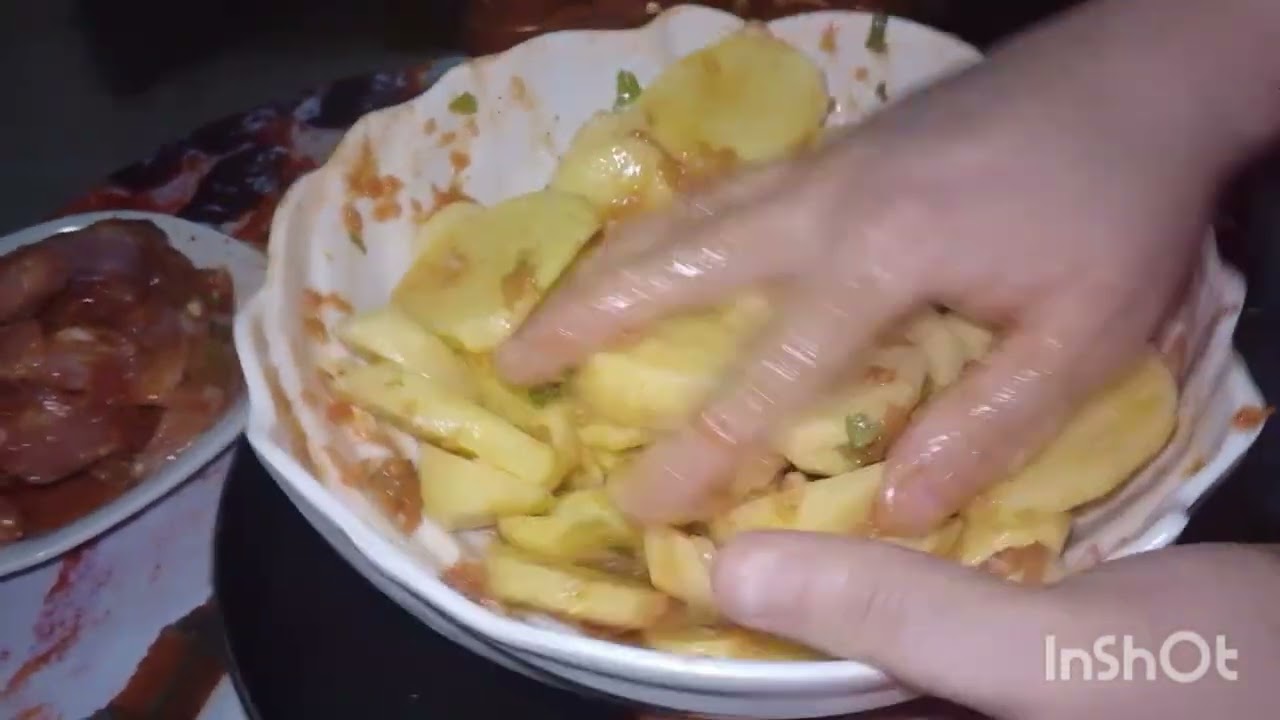 شاركت معكم هذه الوصفه بطاطا هو الجنحين في الفور دعم اخوتي في القناه 🌹❤️