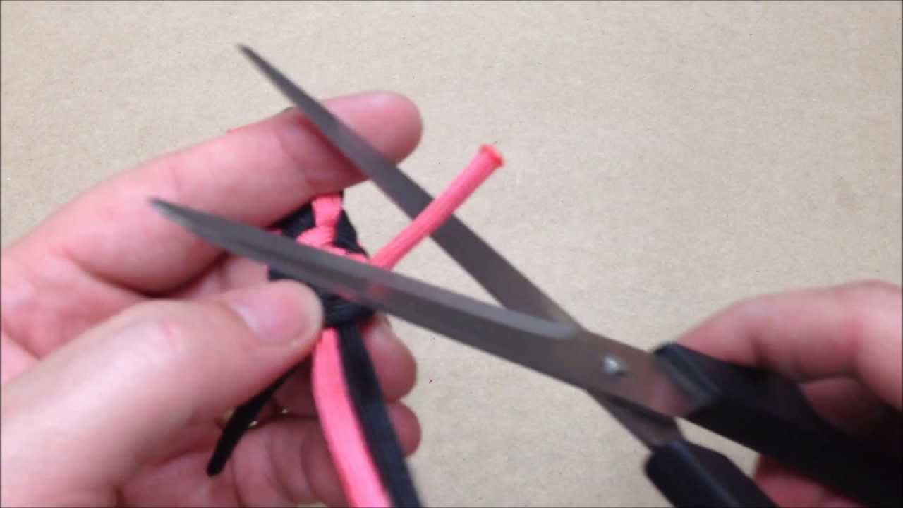 How to finish off a paracord bracelet, 3 techniques.