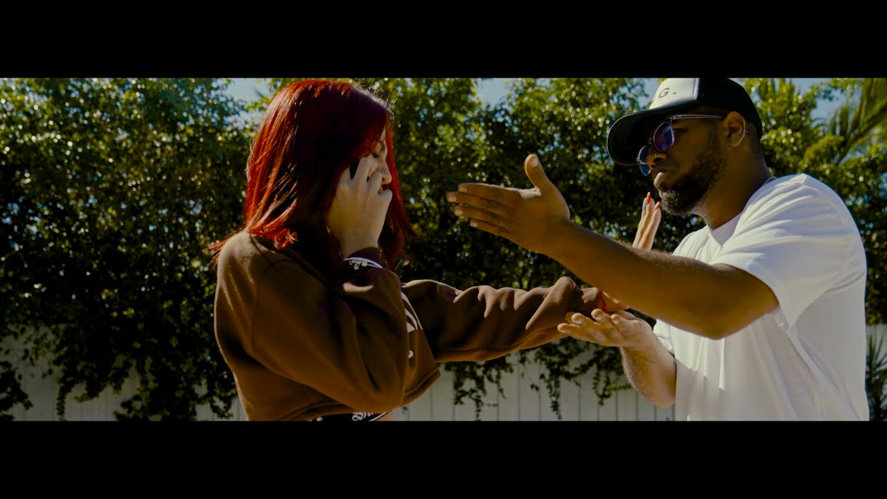 Manu Manu - Vuelve (Official Video)