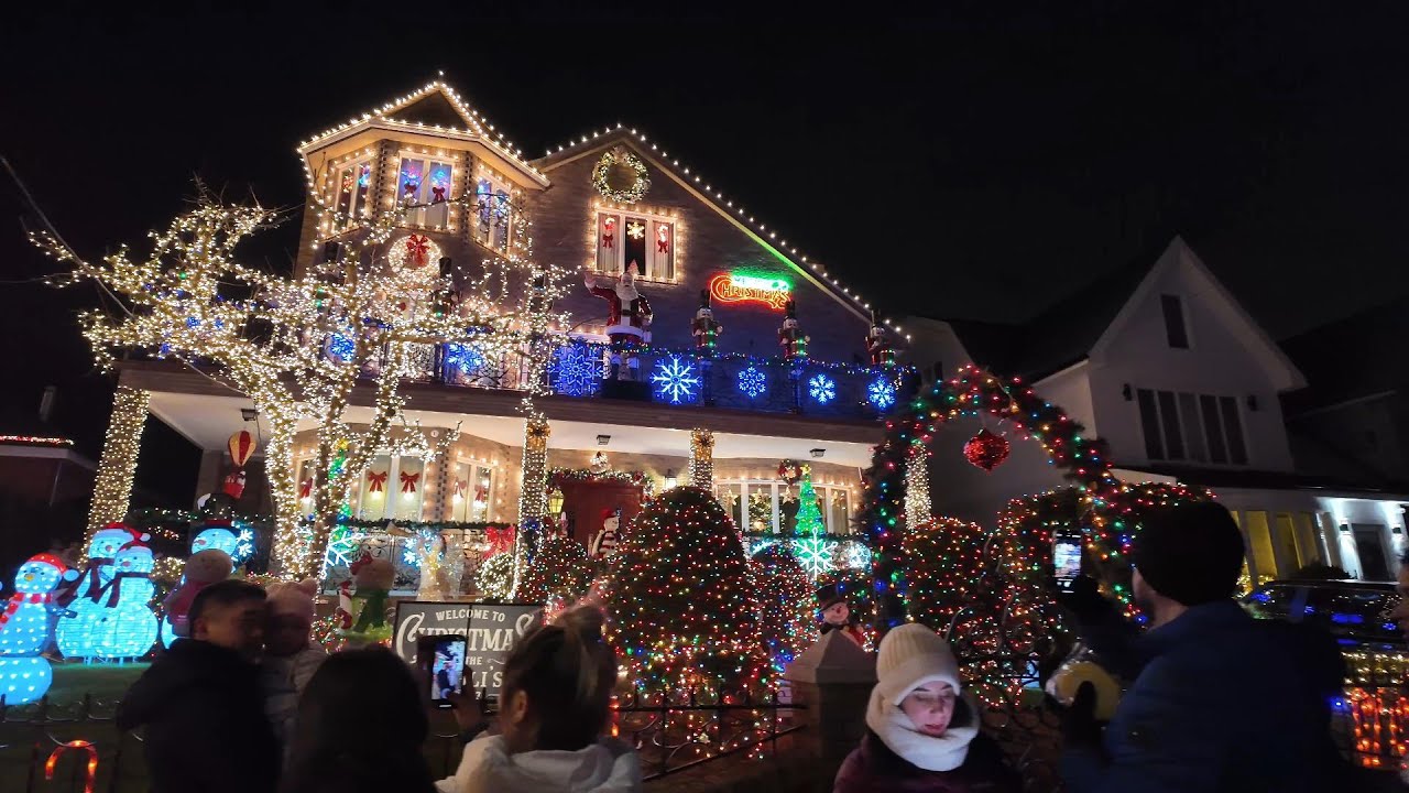 Dyker Heights Brooklyn Christmas Lights ✨ NYC Extravagant Christmas Neighborhood