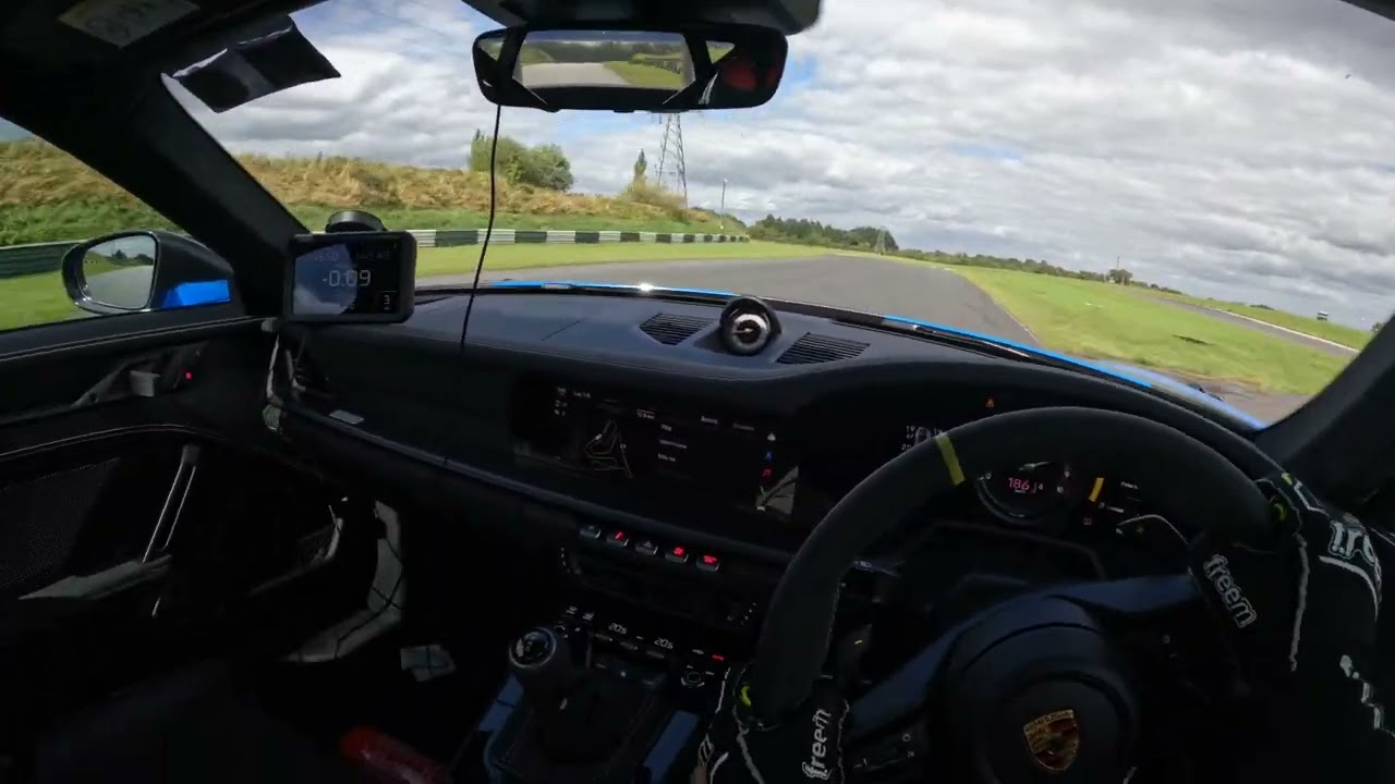 CRAZY POV: 992 GT3RS track record Mondello