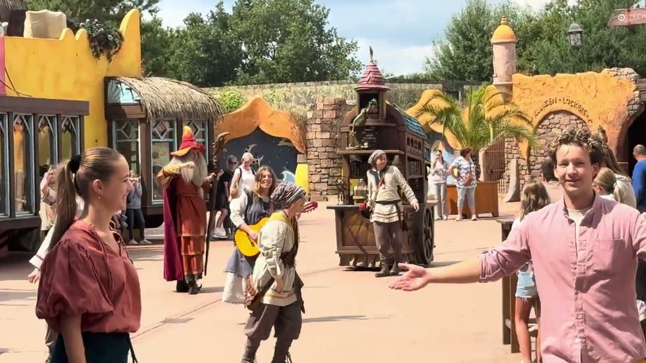 Toverland Summer Feelings 2025 Summer Feelings Parade (Maandag 28 Juli)