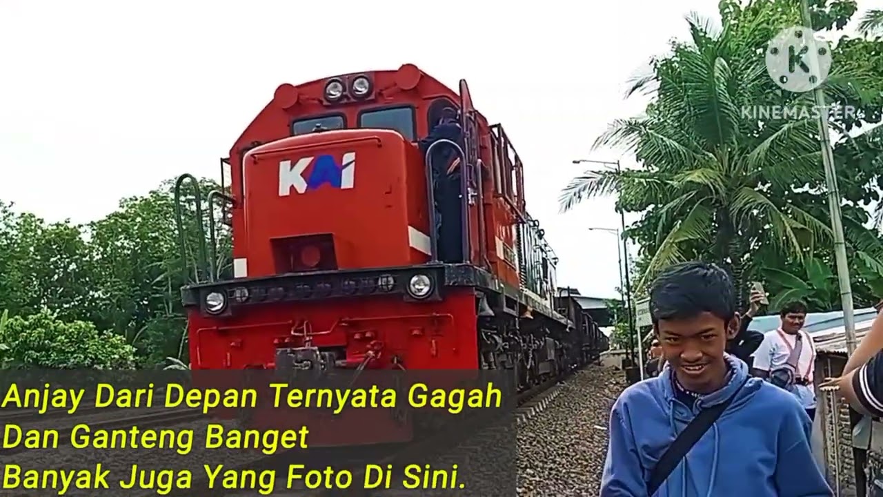 Jarang Jarang Juga Di Sini Ada Langsir Lokomotif Rnb 🔴🔵 Pula Untung Saya Nyegat 