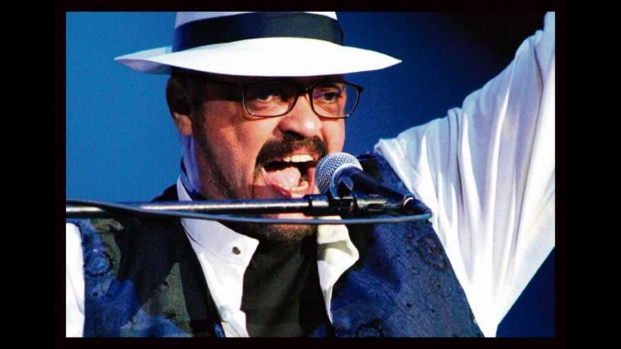 FULL DE AMOR - FERNANDO ECHAVARRIA Y LA FAMILIA ANDRE.wmv
