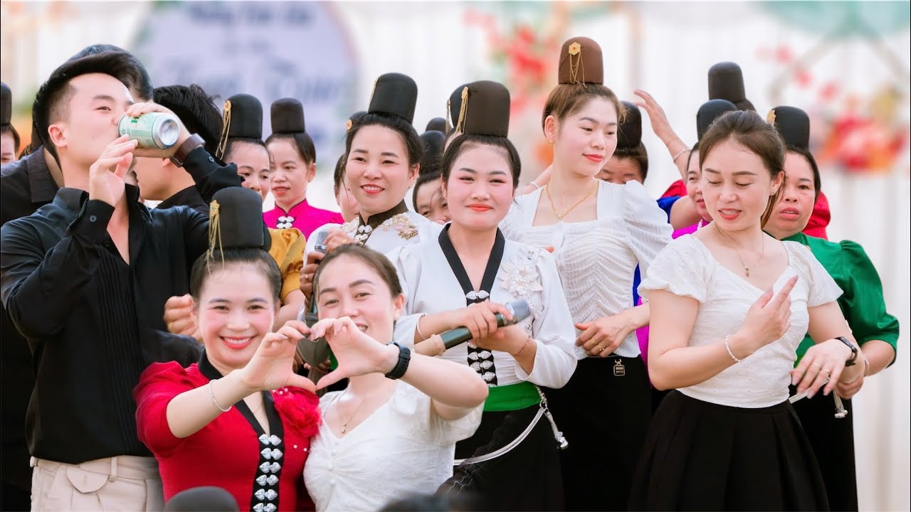 CHỊ EM NHẢY QUÁ CĂNG TẠI TÂN GIA - HƯƠI TRÚC - BẢN MÒN THÔM MÒN THUẬN CHÂU - SƠN LA
