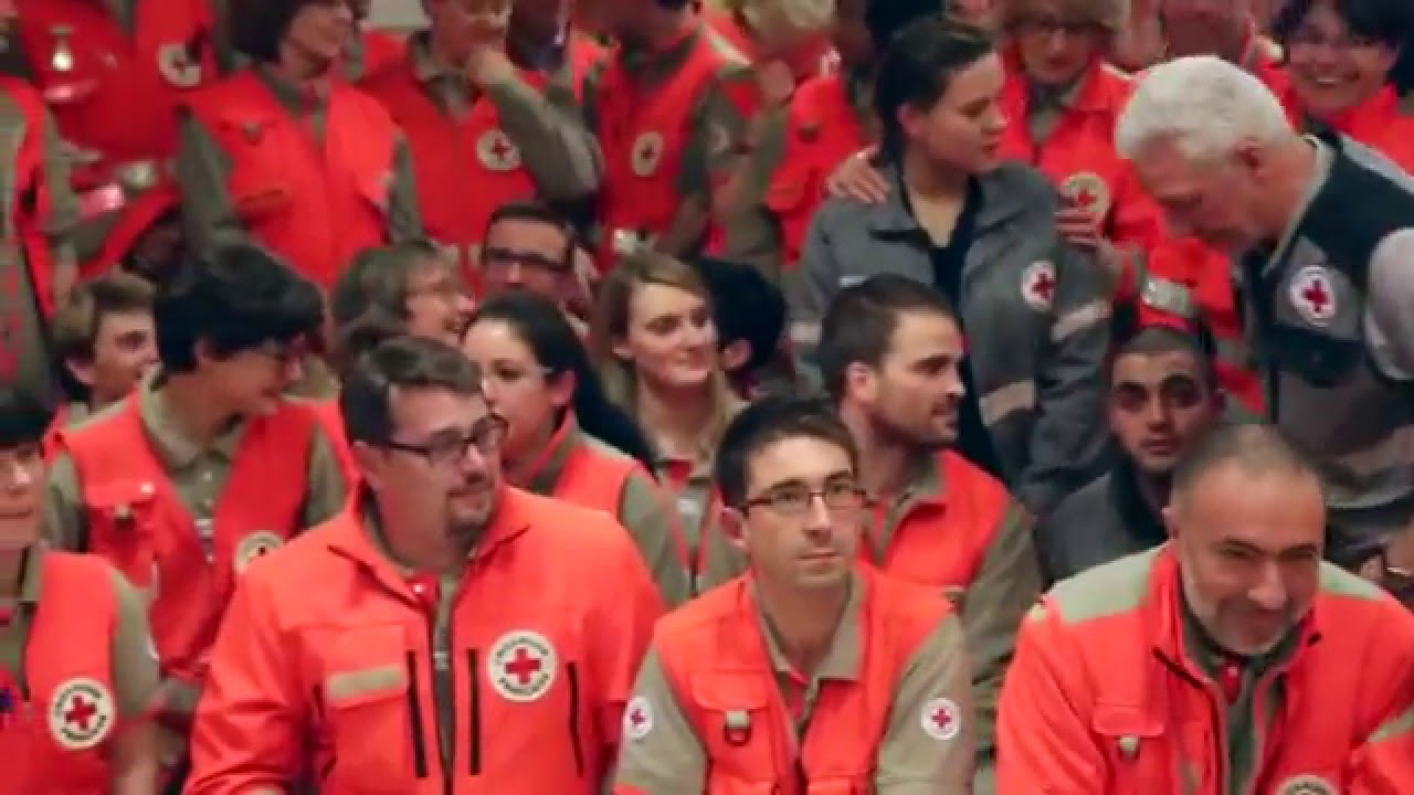 Cérémonie de remerciement des bénévoles engagés sur les attentats de Paris