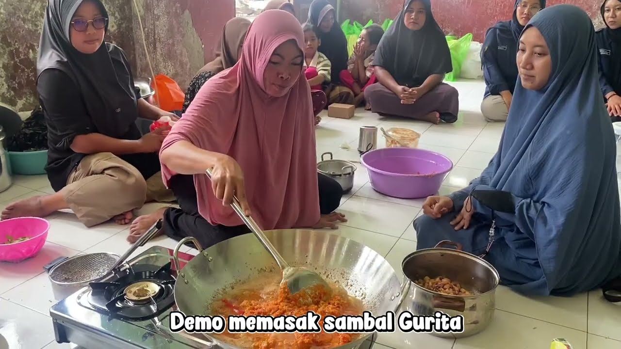 Pengolahan Gurita menjadi SAGU (Sambal Gurita) di Pokmaswas Tanjung Menangis, Pringgabaya