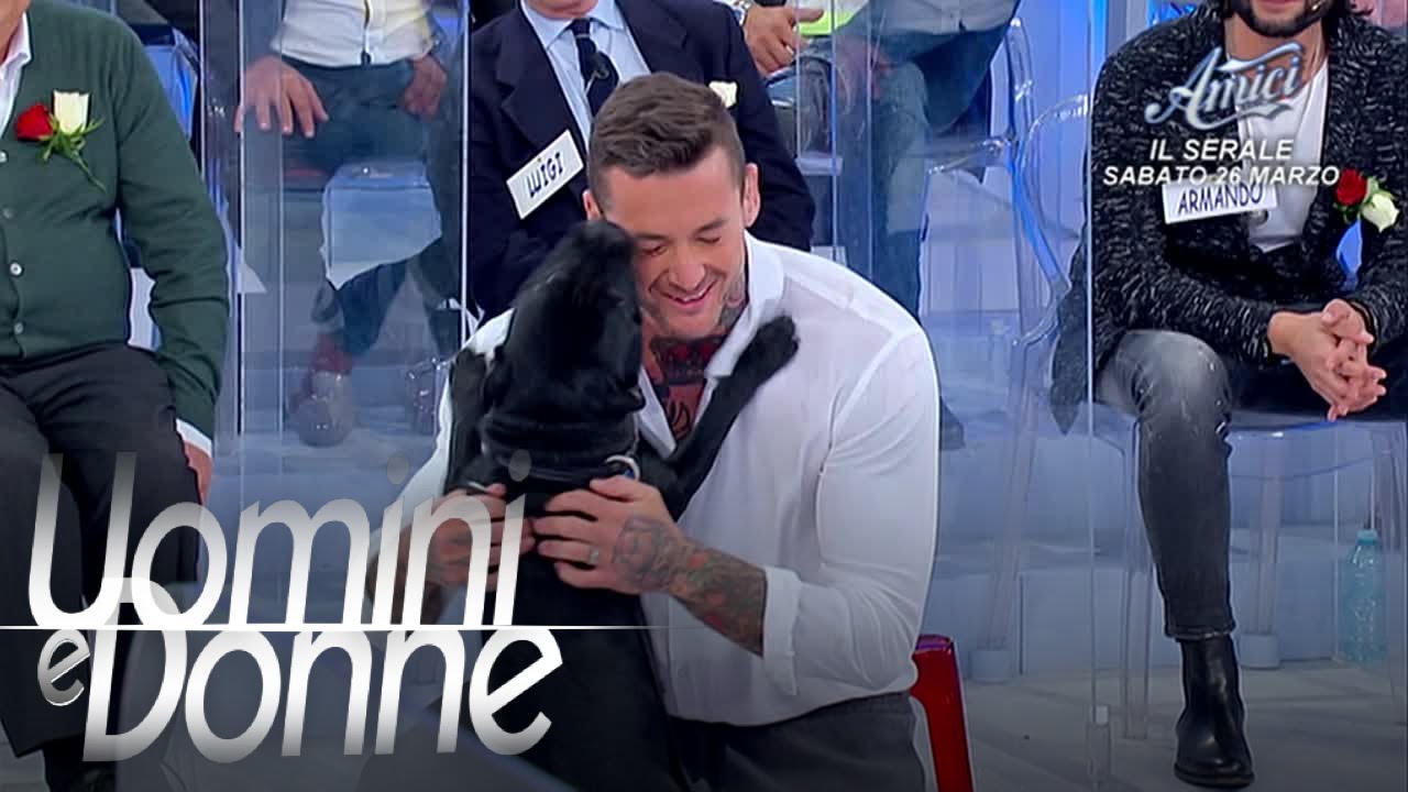 Uomini e Donne, Trono Classico - Una dolce sorpresa per Matteo