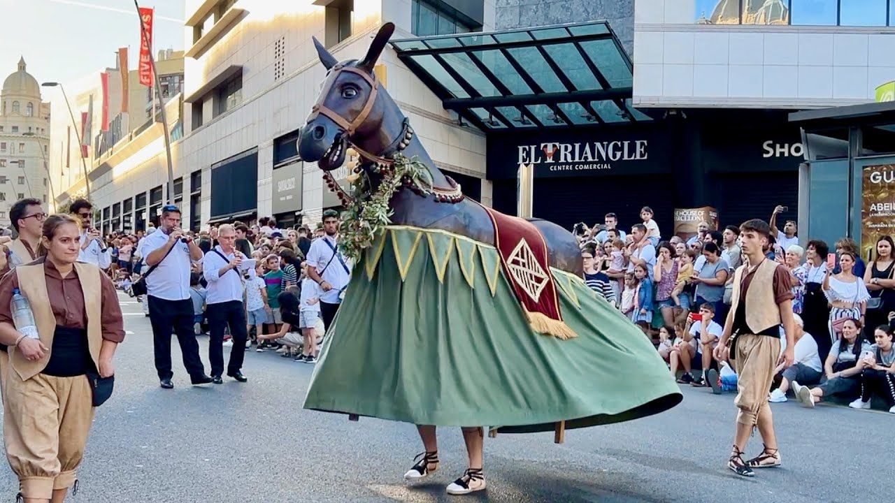 BESTIARI FESTIU de la CAVALCADA MERCÈ 2023 (Barcelona Festes Mercè 2023)